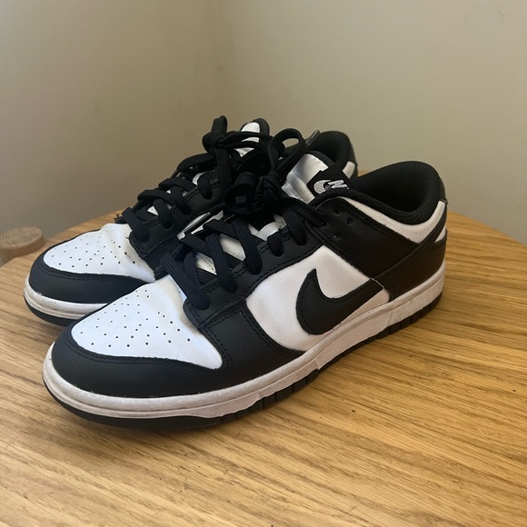 Nike Black and White Dunk lows pandas - Picture 5 of 7